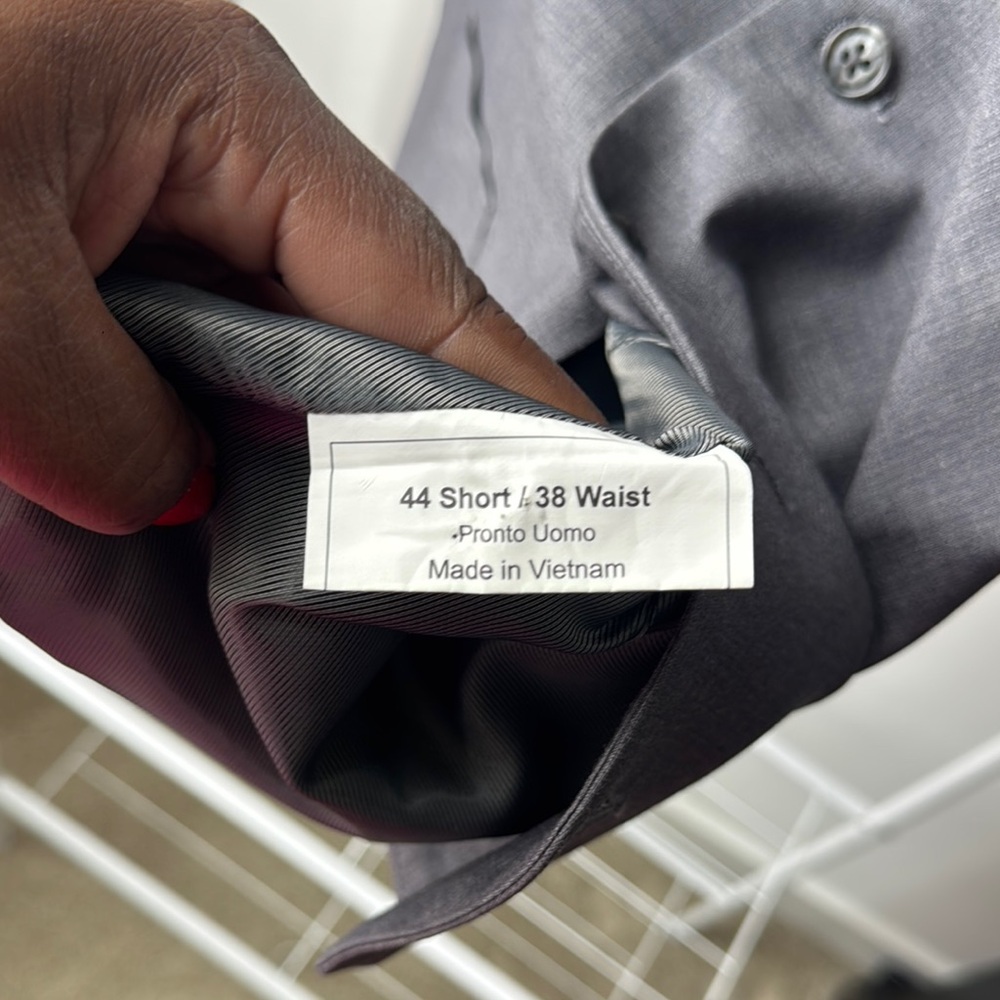 Elegant Charcoal Men's Suit Set - Picture 6 of 8